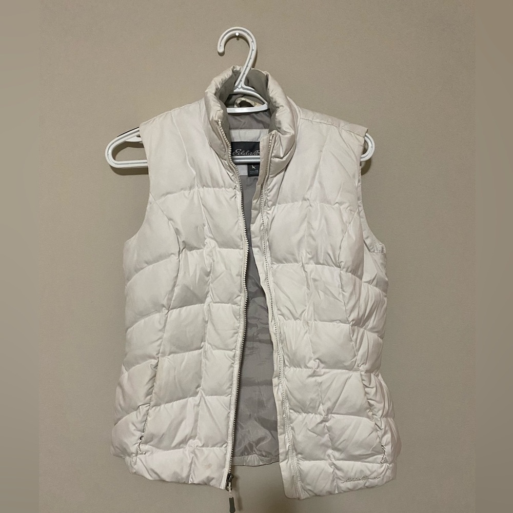 Eddie Bauer women’s puffer vest
